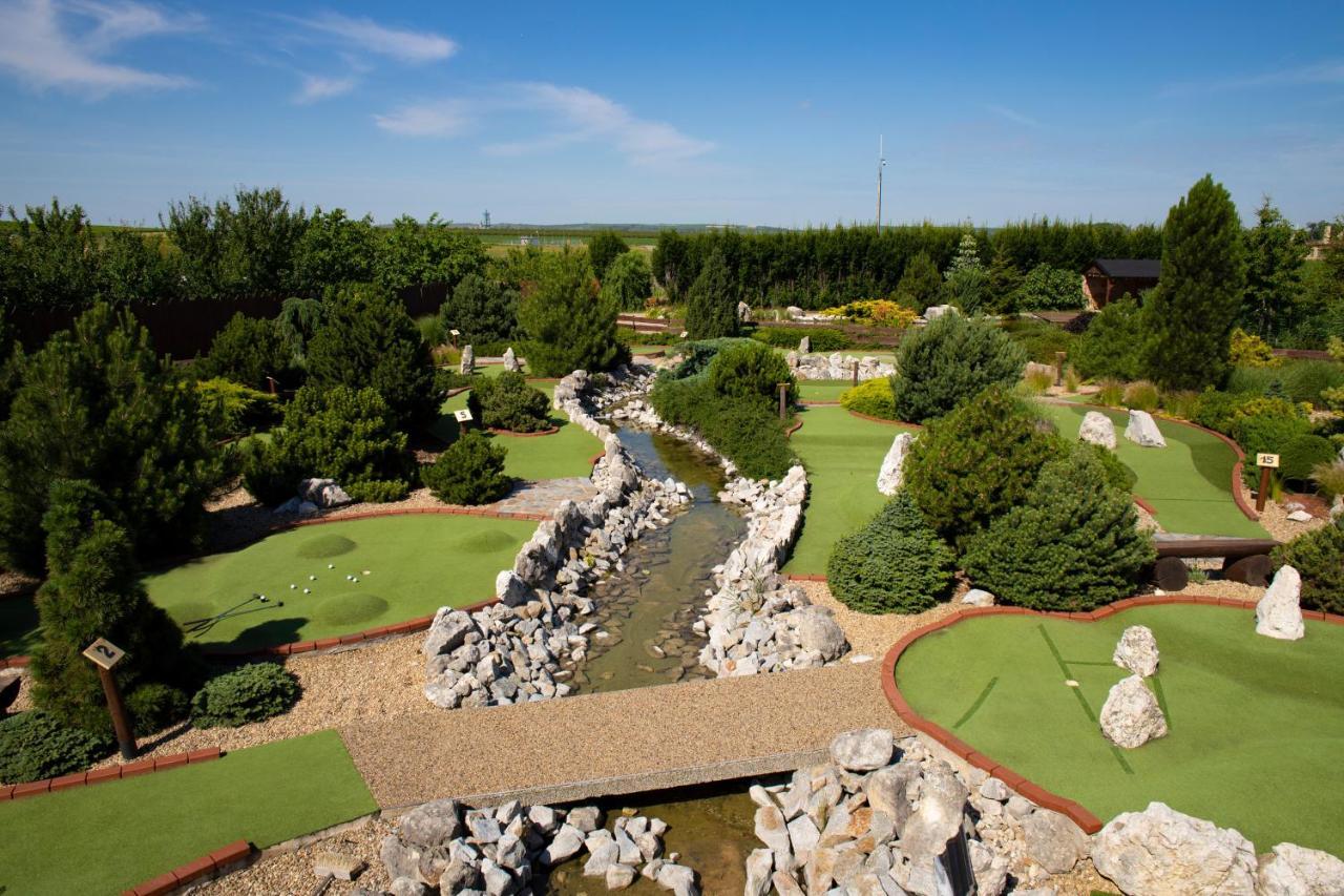 Amenity Penzion Horni Vestonice Exterior photo