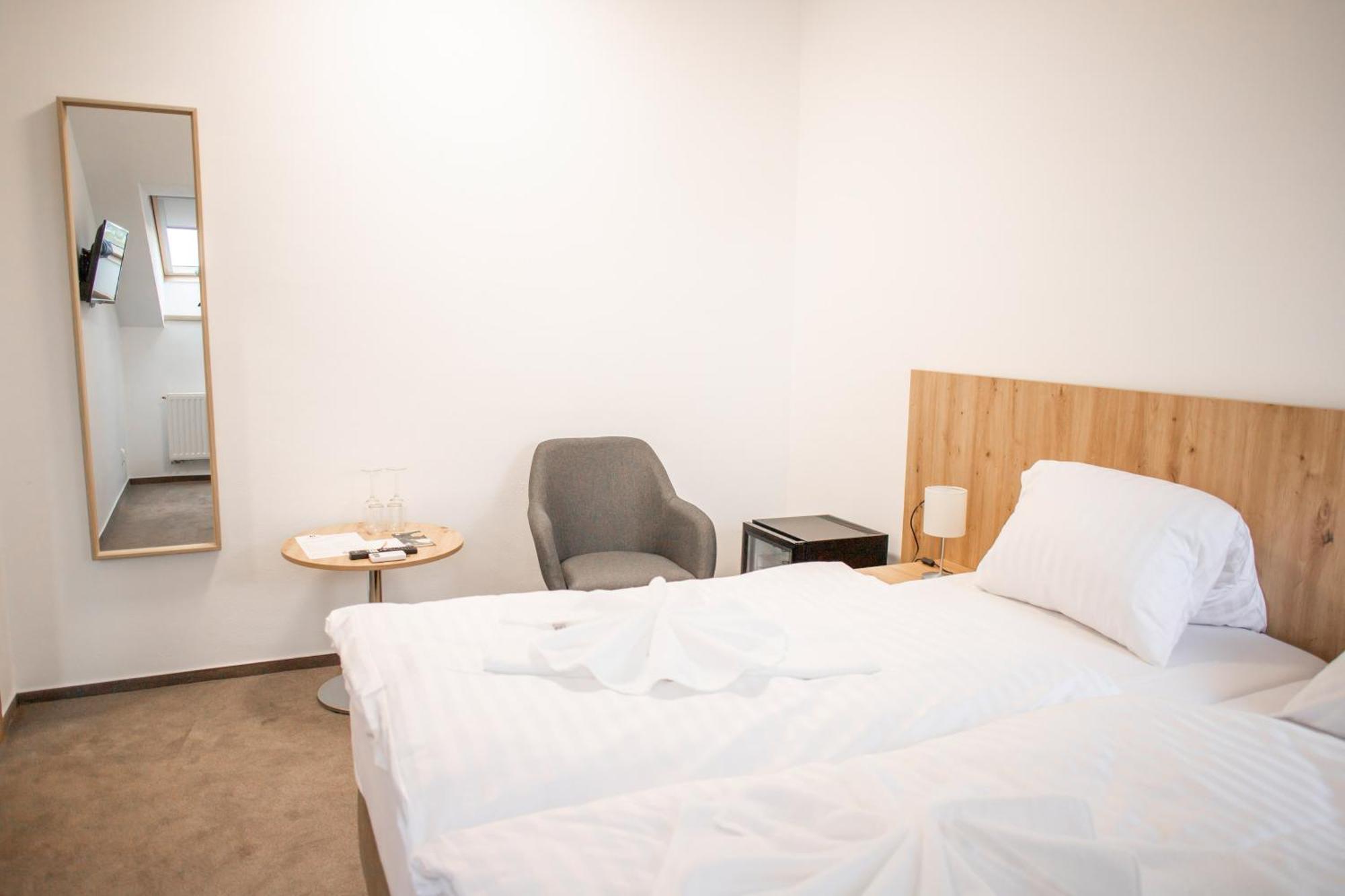 Amenity Penzion Horni Vestonice Room photo